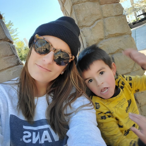 Meet your Posher, Rae - Picture 11 of 16